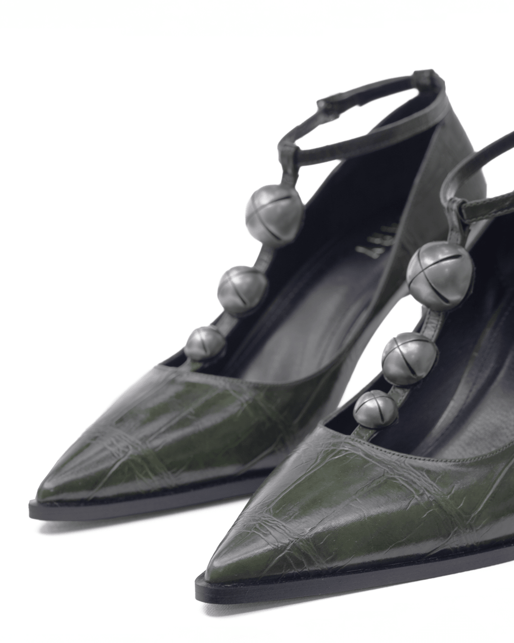 Kadın Düğme Detaylı Sivri Burun Topuklu Ayakkabı - Mary Shoes