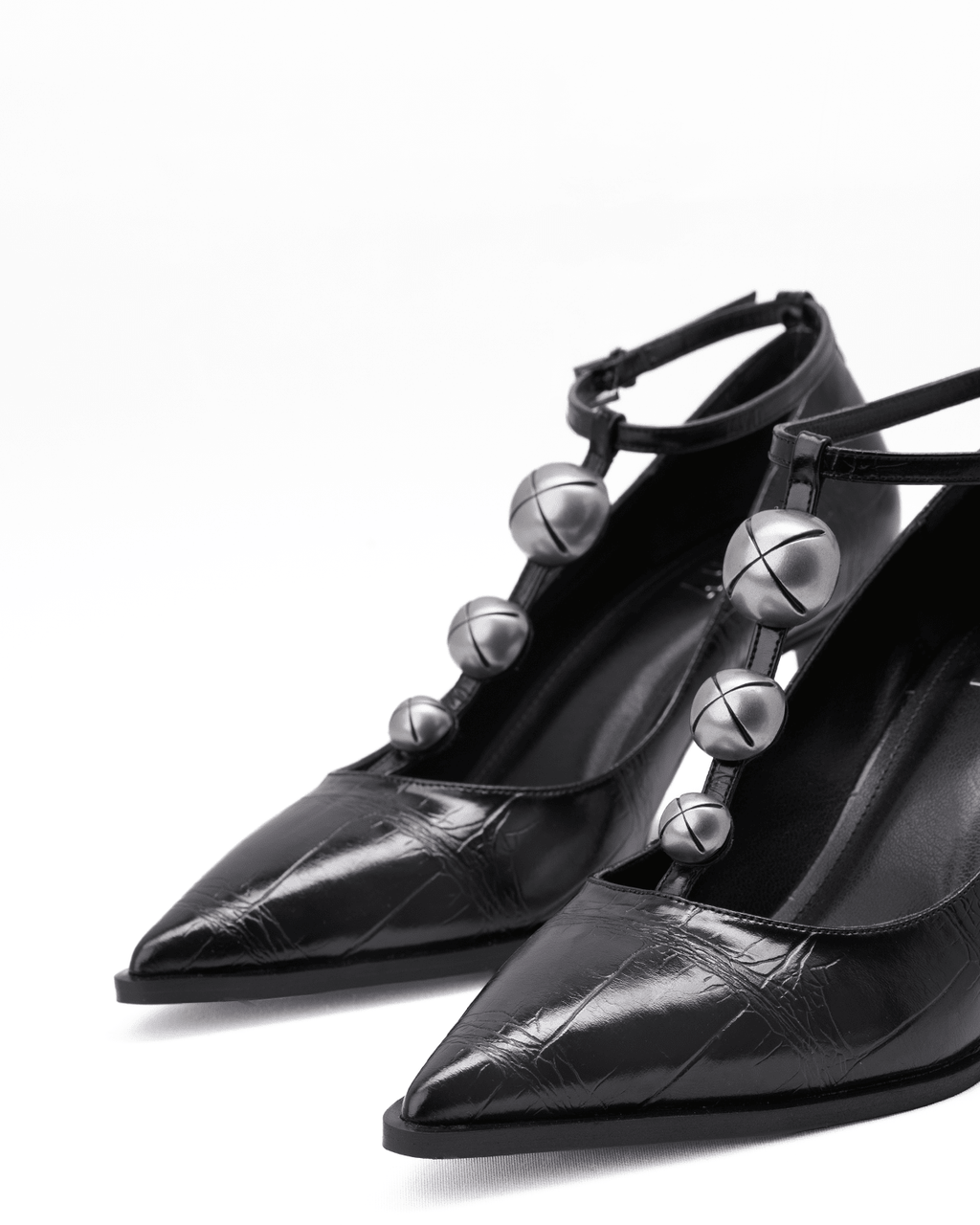 Kadın Düğme Detaylı Sivri Burun Topuklu Ayakkabı - Mary Shoes