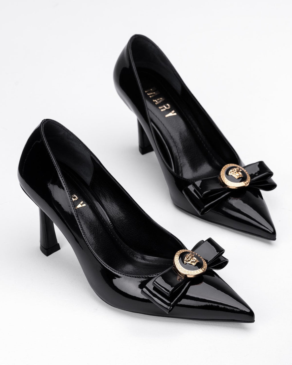 Kadın Fiyonklu Metal Detaylı Sivri Burun Topuklu Ayakkabı - Mary Shoes