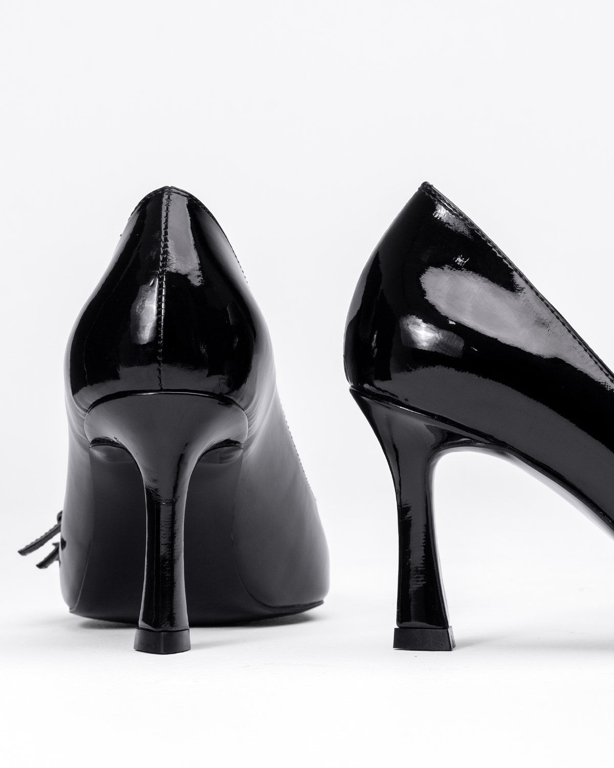 Kadın Metal Burun Detaylı Tokalı Sivri Burun Topuklu Ayakkabı - Mary Shoes