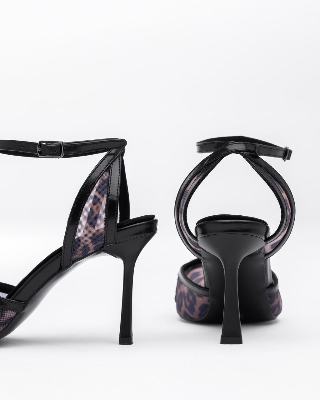 Kadın Sivri Burun Bilekten Bantlı Topuklu Ayakkabı - Mary Shoes