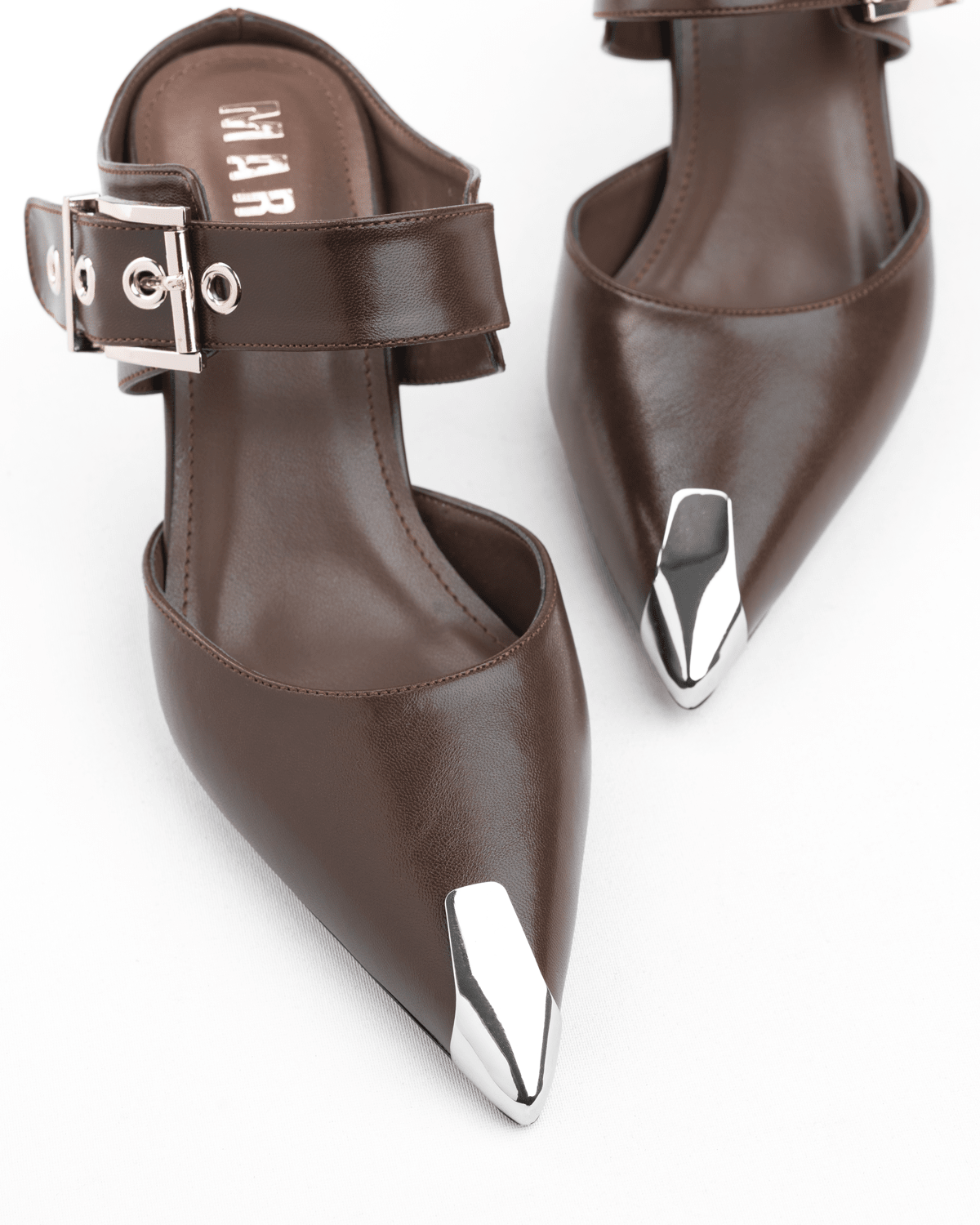 Metal Uç Detaylı İnce Topuklu Tokalı Mule Ayakkabı - Mary Shoes