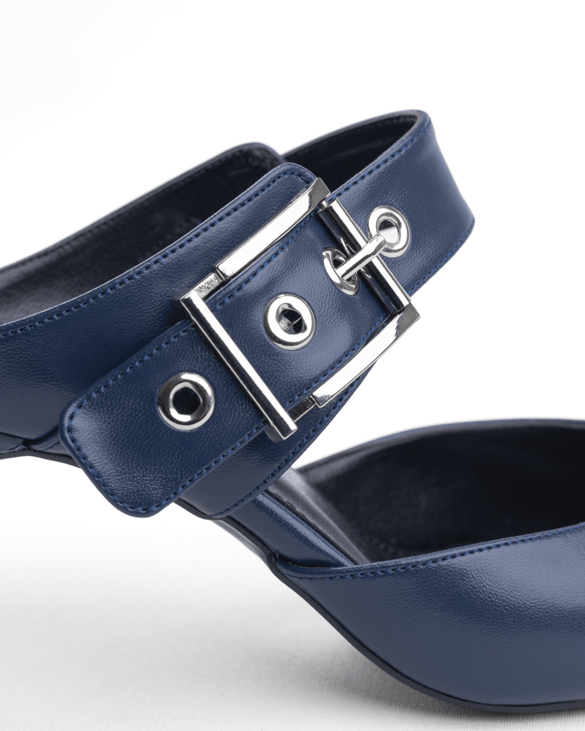 Metal Uç Detaylı İnce Topuklu Tokalı Mule Ayakkabı - Mary Shoes