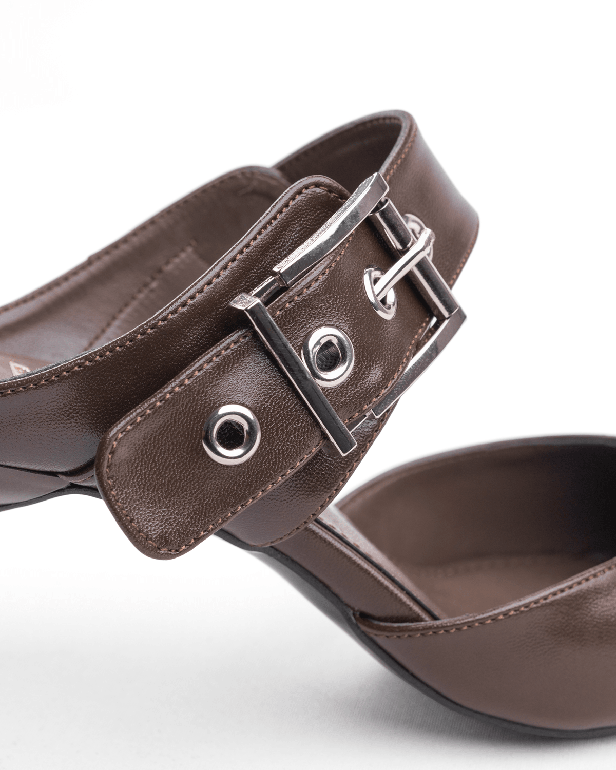 Metal Uç Detaylı İnce Topuklu Tokalı Mule Ayakkabı - Mary Shoes