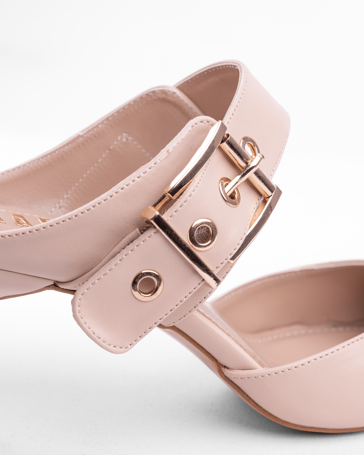 Metal Uç Detaylı İnce Topuklu Tokalı Mule Ayakkabı - Mary Shoes