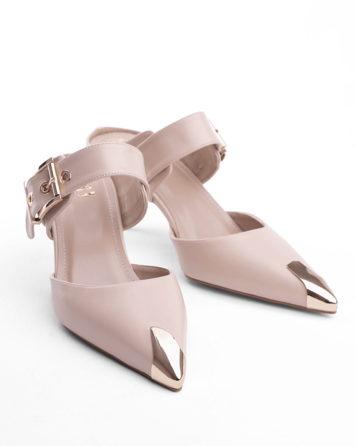 Metal Uç Detaylı İnce Topuklu Tokalı Mule Ayakkabı - Mary Shoes