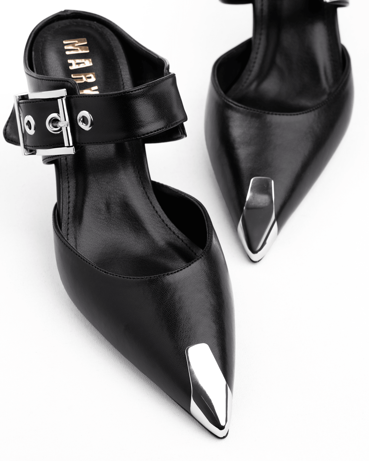 Metal Uç Detaylı İnce Topuklu Tokalı Mule Ayakkabı - Mary Shoes